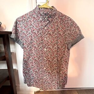 Floral pattern small short sleeve button down shirt
